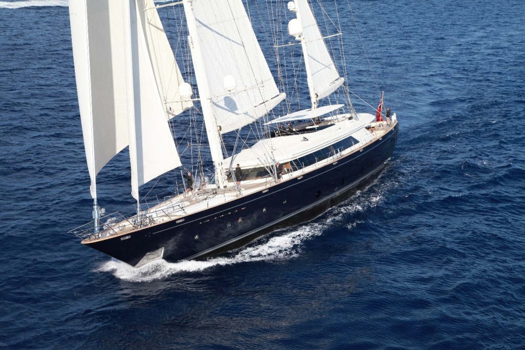 SY 50m Silencio Perini Navi