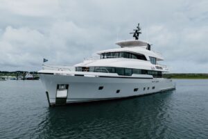 Moonen Yachts - Sea Trials Martinique YN206 LOLLIPOP (4)